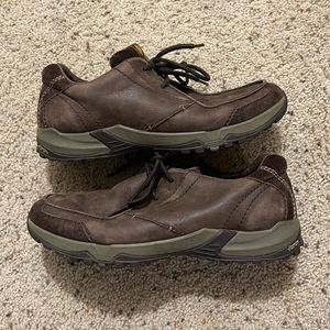 Inbound wallabee brown Merrell shoes size 11